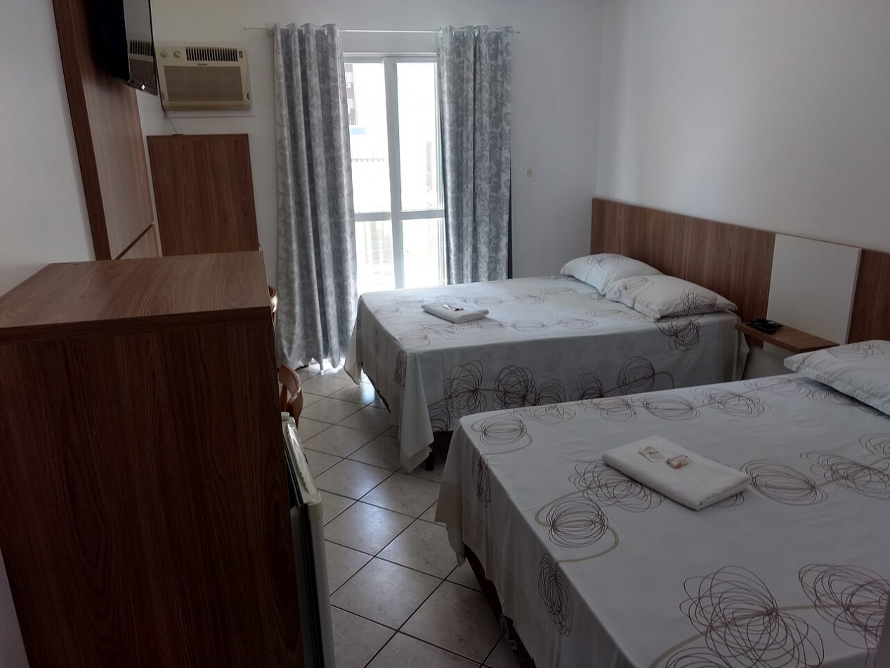 Meia Praia Depto. Un (01) Dormitorio. (04 Personas) 