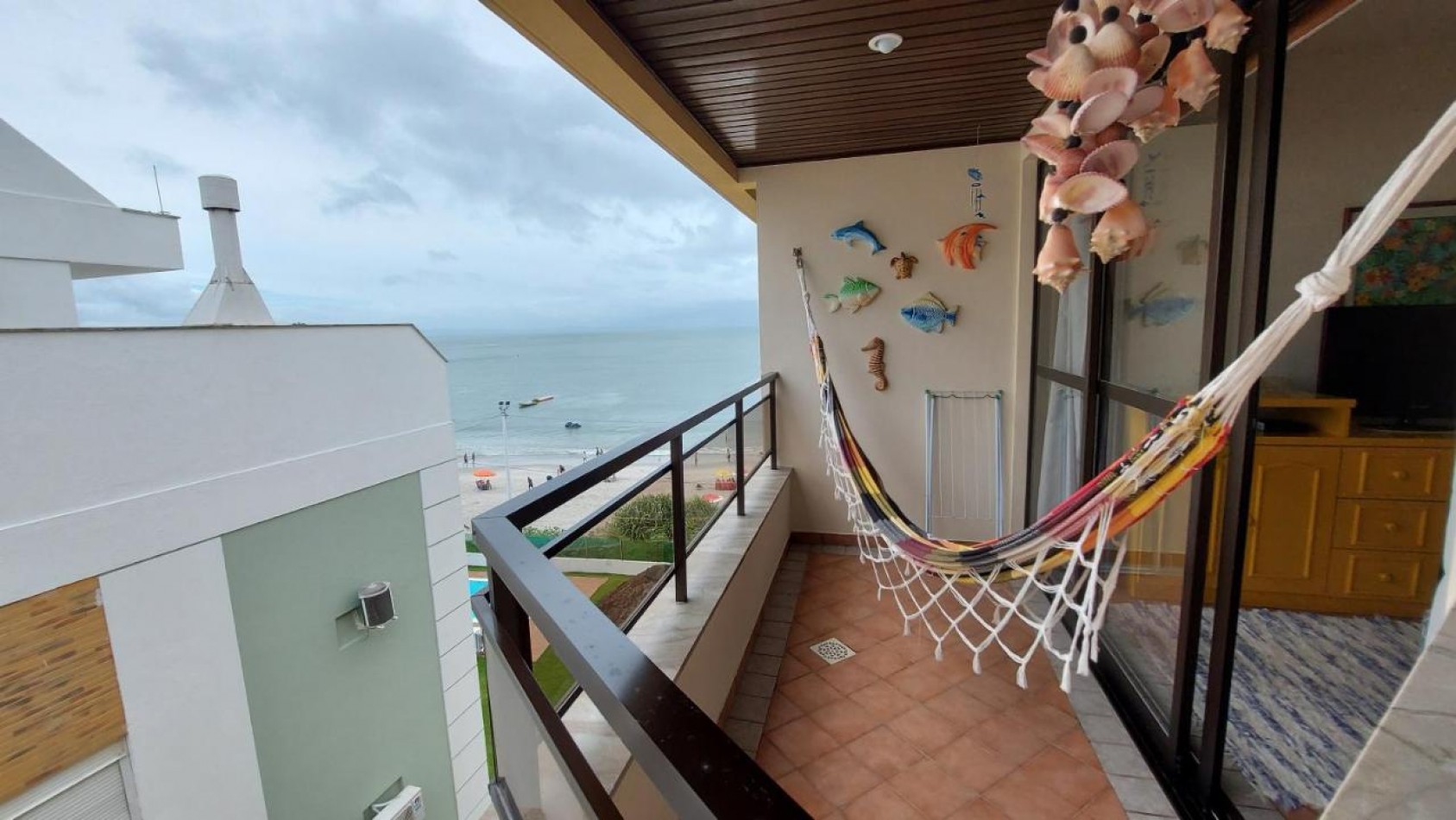 Pousada frente al mar, con Piscina