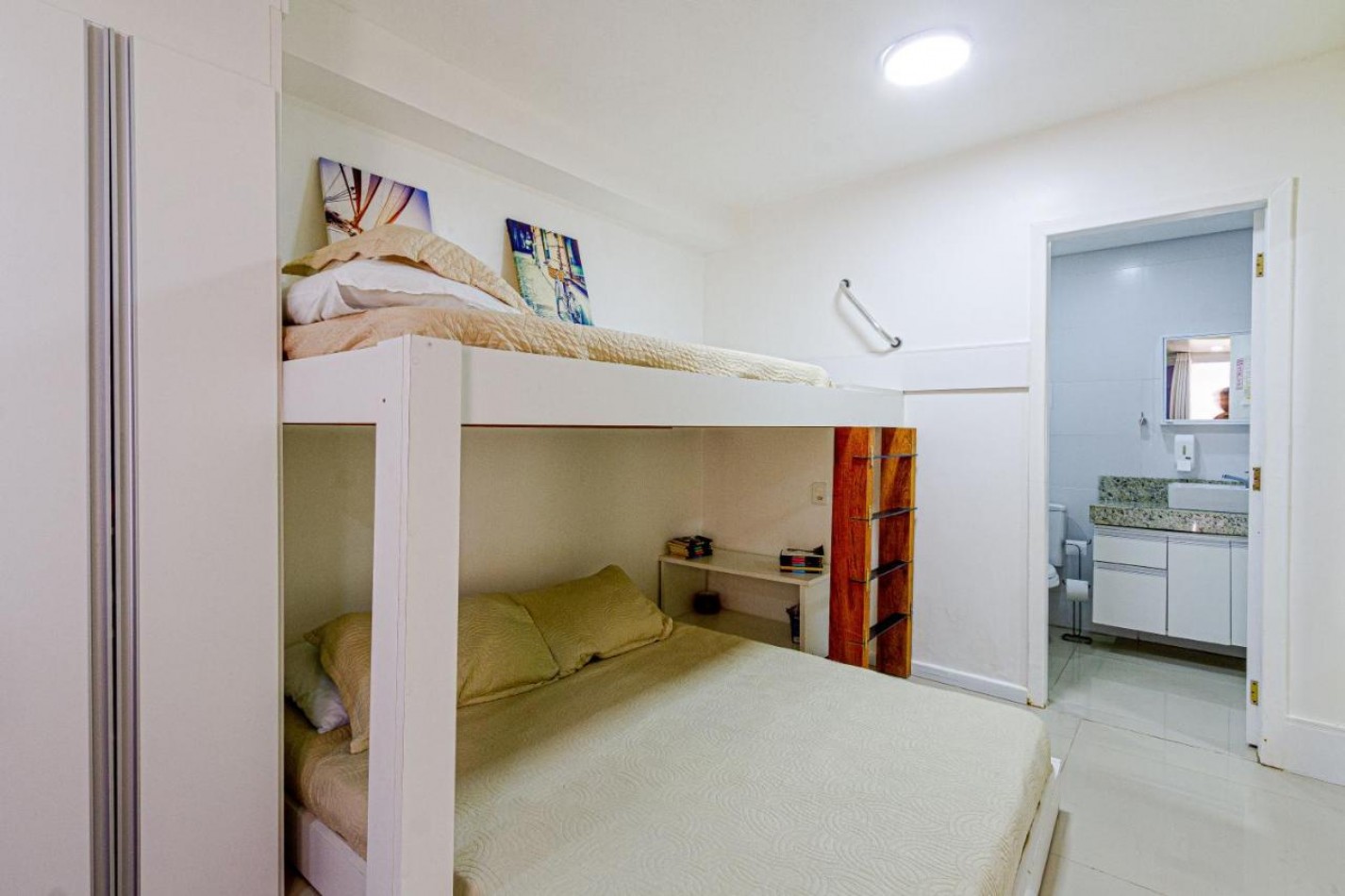 Suites a (400) metros del mar