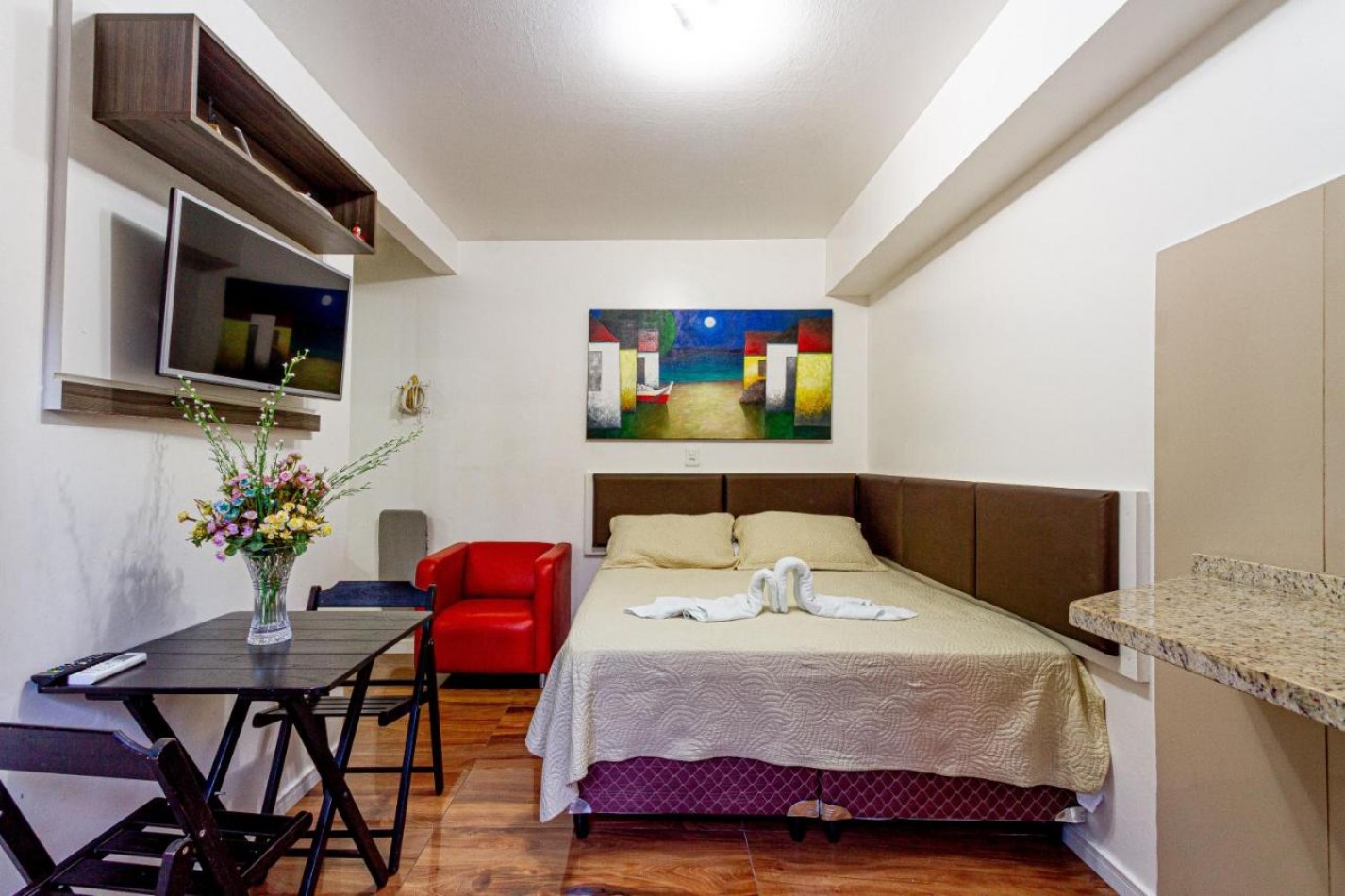 Suites a (400) metros del mar