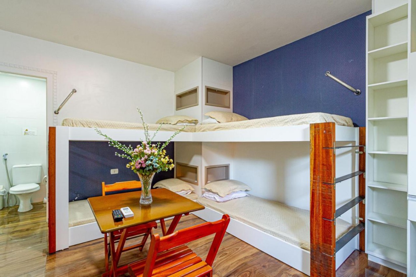 Suites a (400) metros del mar