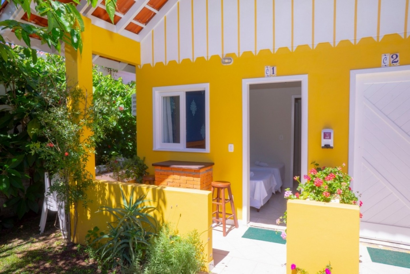 Suites con Piscina y Desayuno (Pousada).