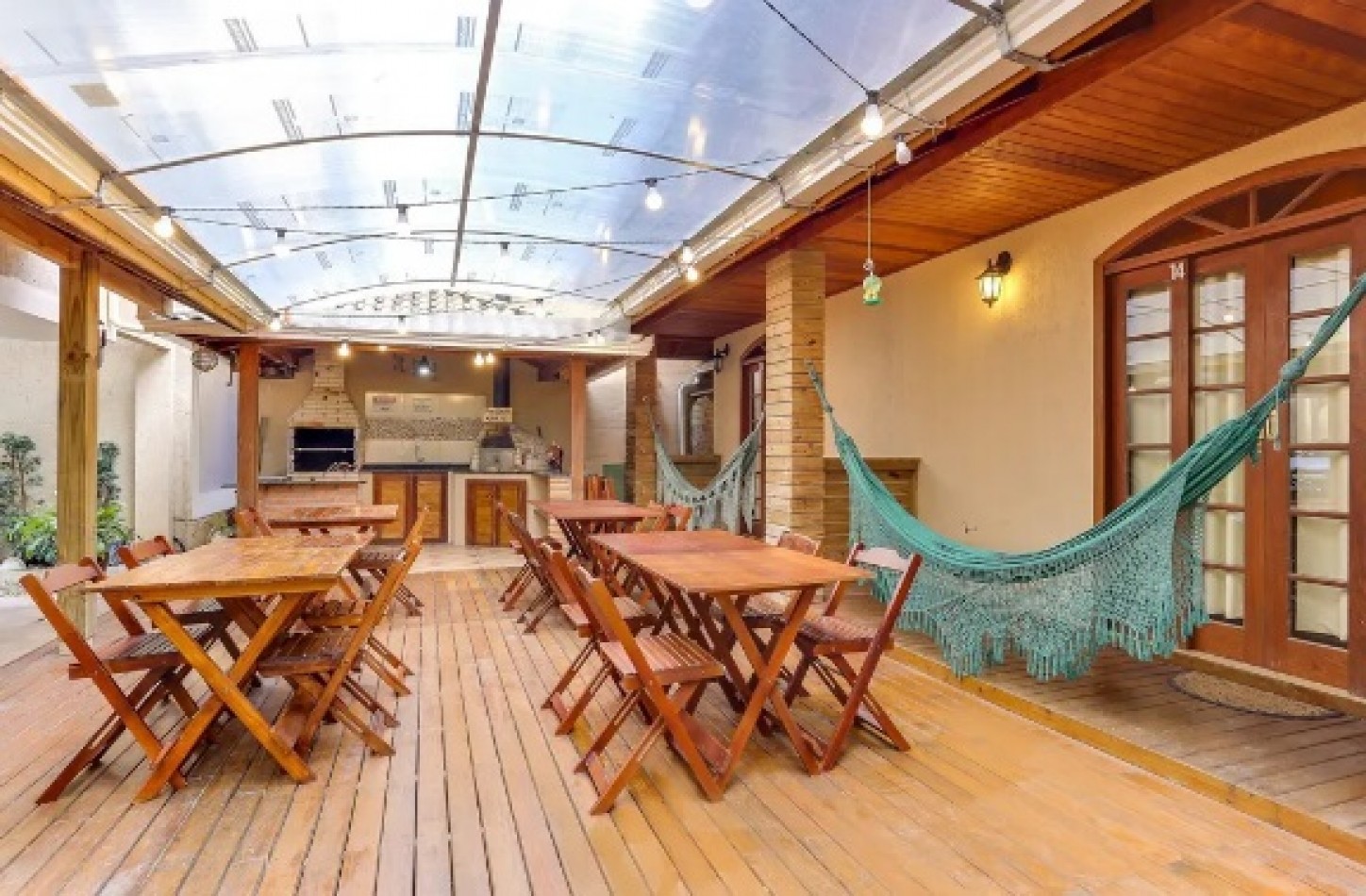 Suites con Desayuno y Piscina ( Para (02),(03) y (04) personas)