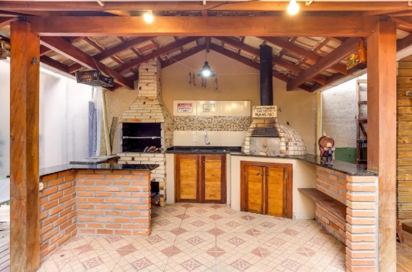 Suites con Desayuno y Piscina ( Para (02),(03) y (04) personas)