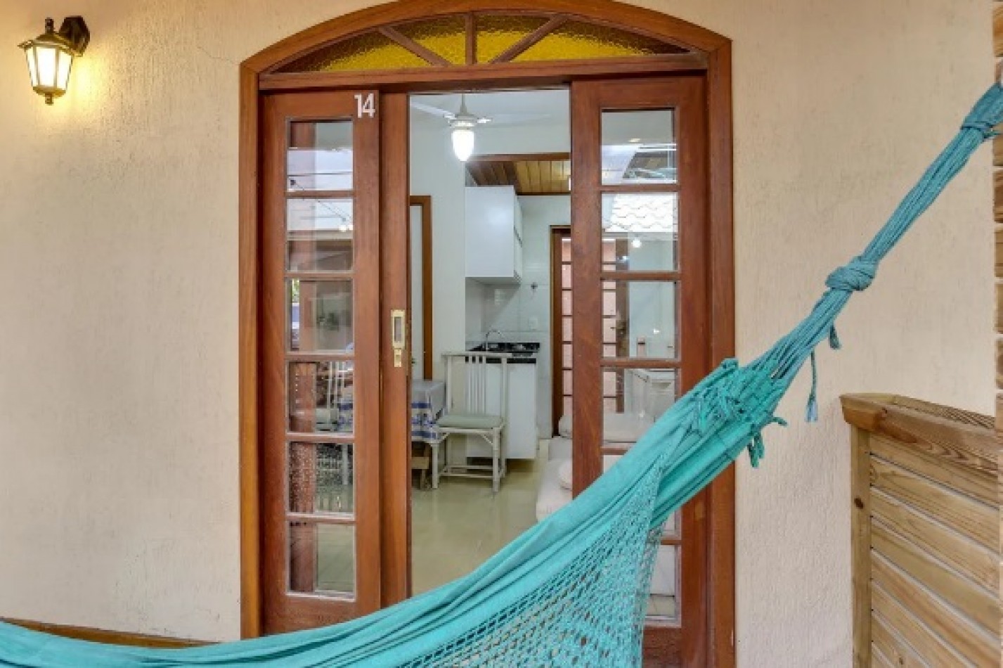 Suites con Desayuno y Piscina ( Para (02),(03) y (04) personas)