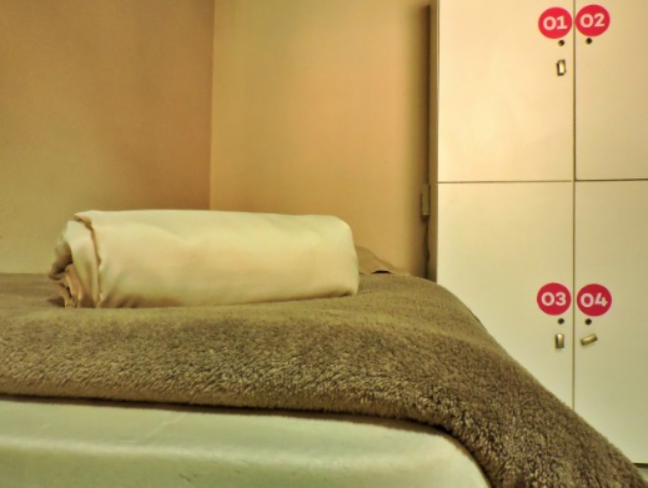 Suites   en  Hostel,con  Piscina.