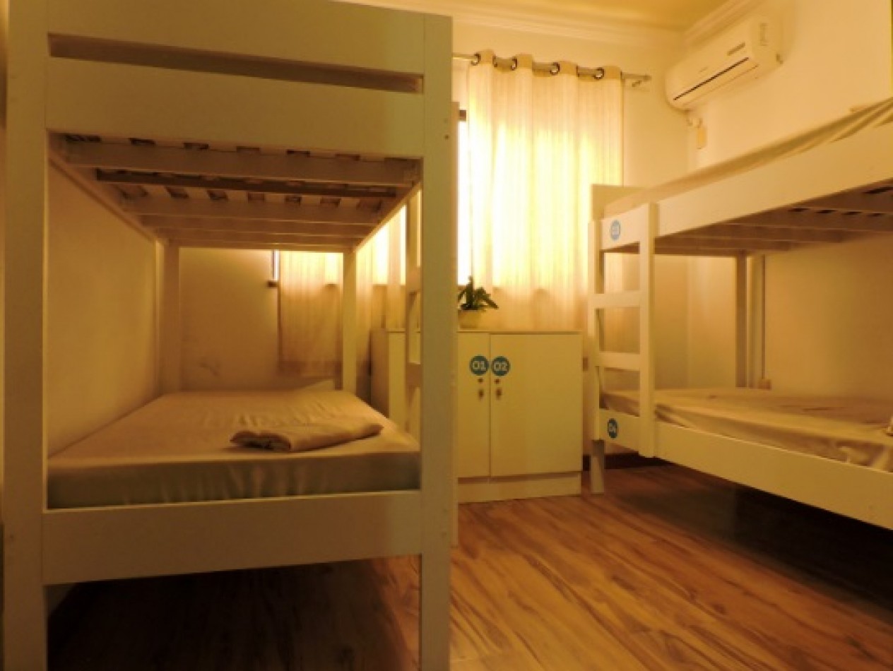 Suites   en  Hostel,con  Piscina.