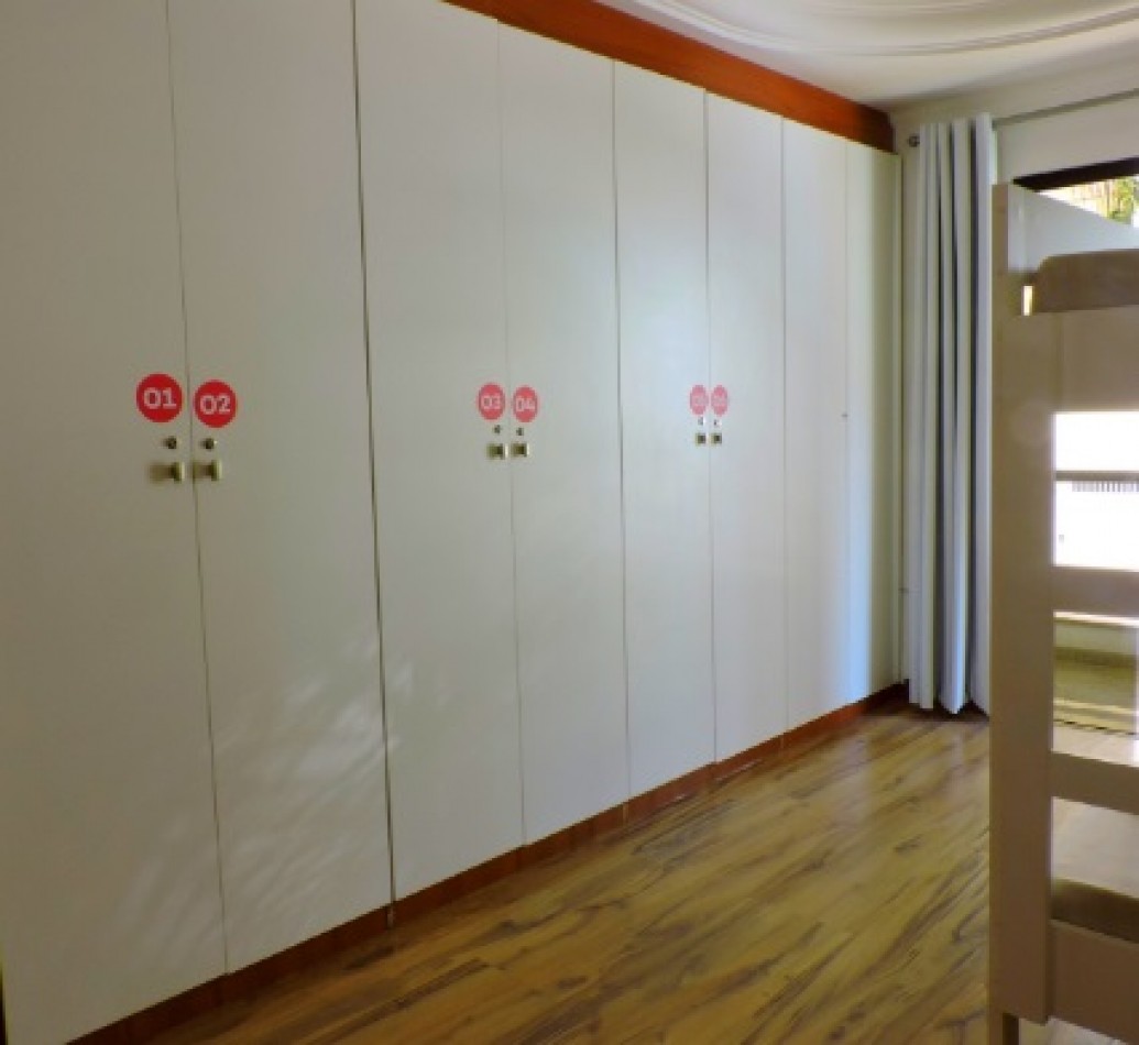 Suites   en  Hostel,con  Piscina.