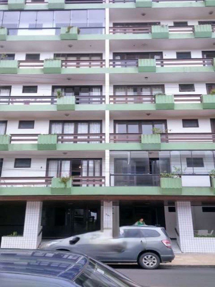 Departamento (02) dorm. en Torres a (02) cuadras del mar.