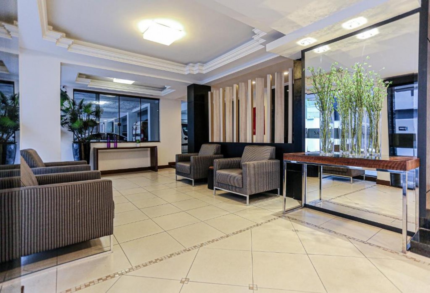 Hotel 3* a (0.50) mtrs del mar 