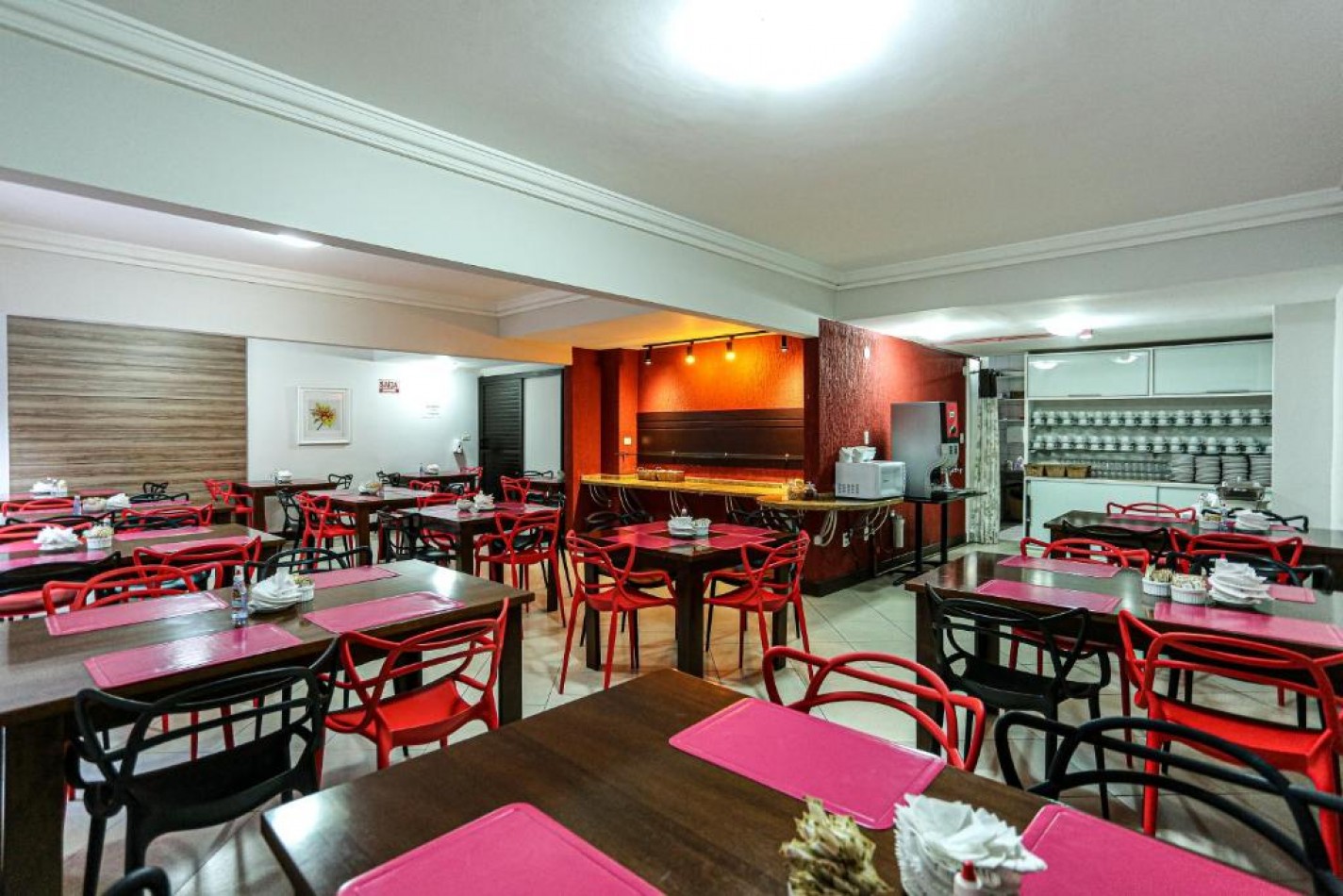 Hotel 3* a (0.50) mtrs del mar 