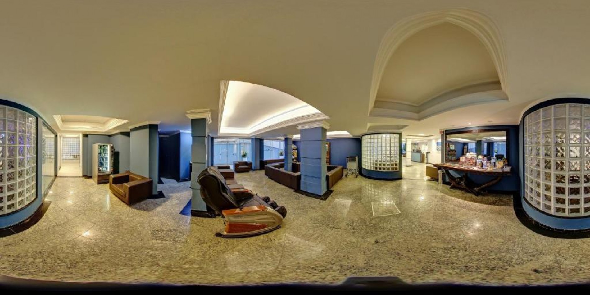 Hotel 3* muy amplio y confortable