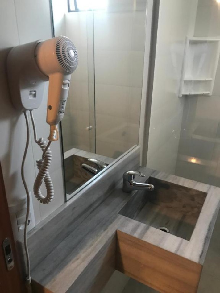 Hotel 3* cerca del muelle norte