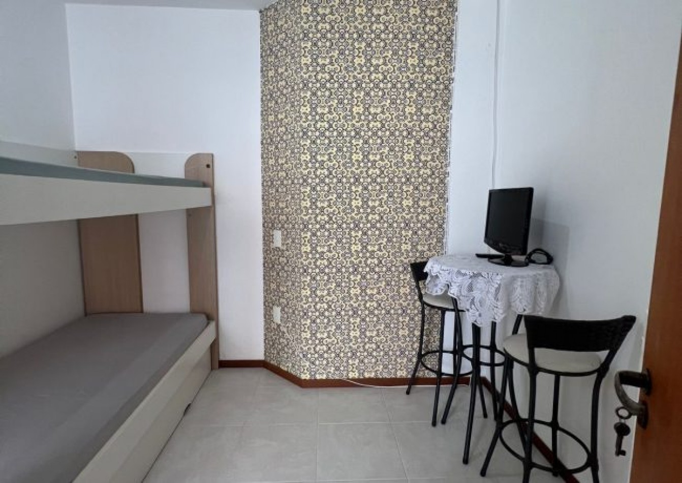 Duplex (02) dorm. en Palmas SC.