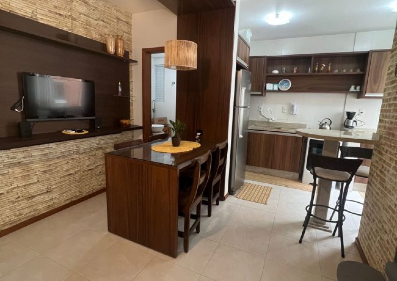 Duplex (02) dorm. en Palmas SC.