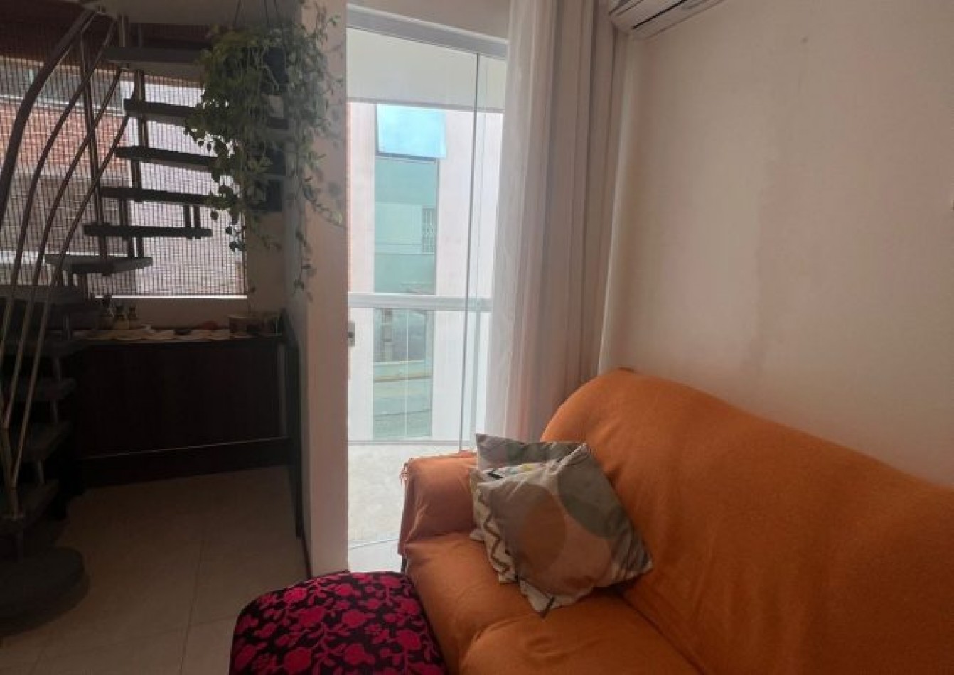 Duplex (02) dorm. en Palmas SC.