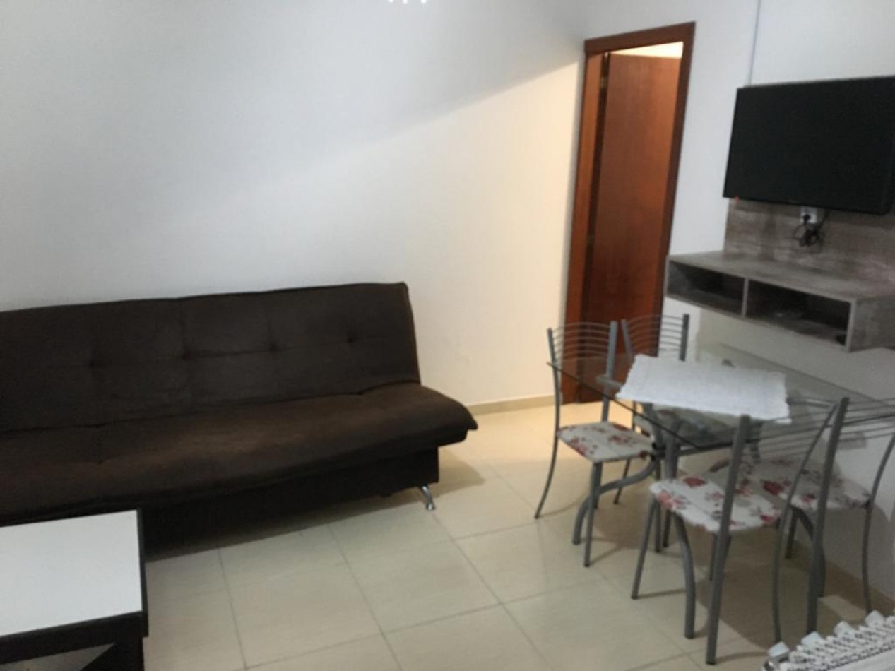 Casa con (06) dorm. en Canasvieiras 