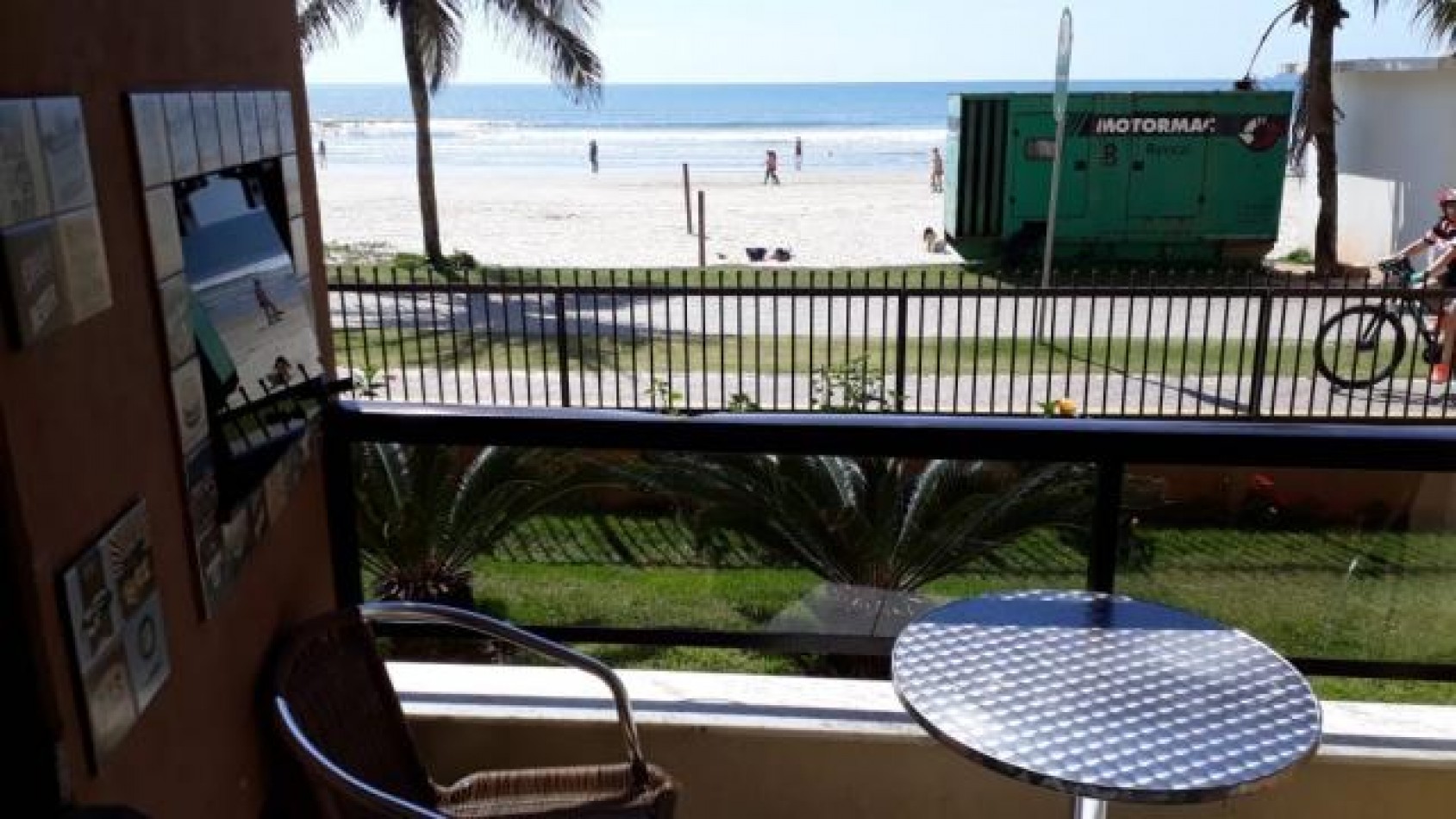 Depto (03) dorm. Meia Praia en Beira Mar