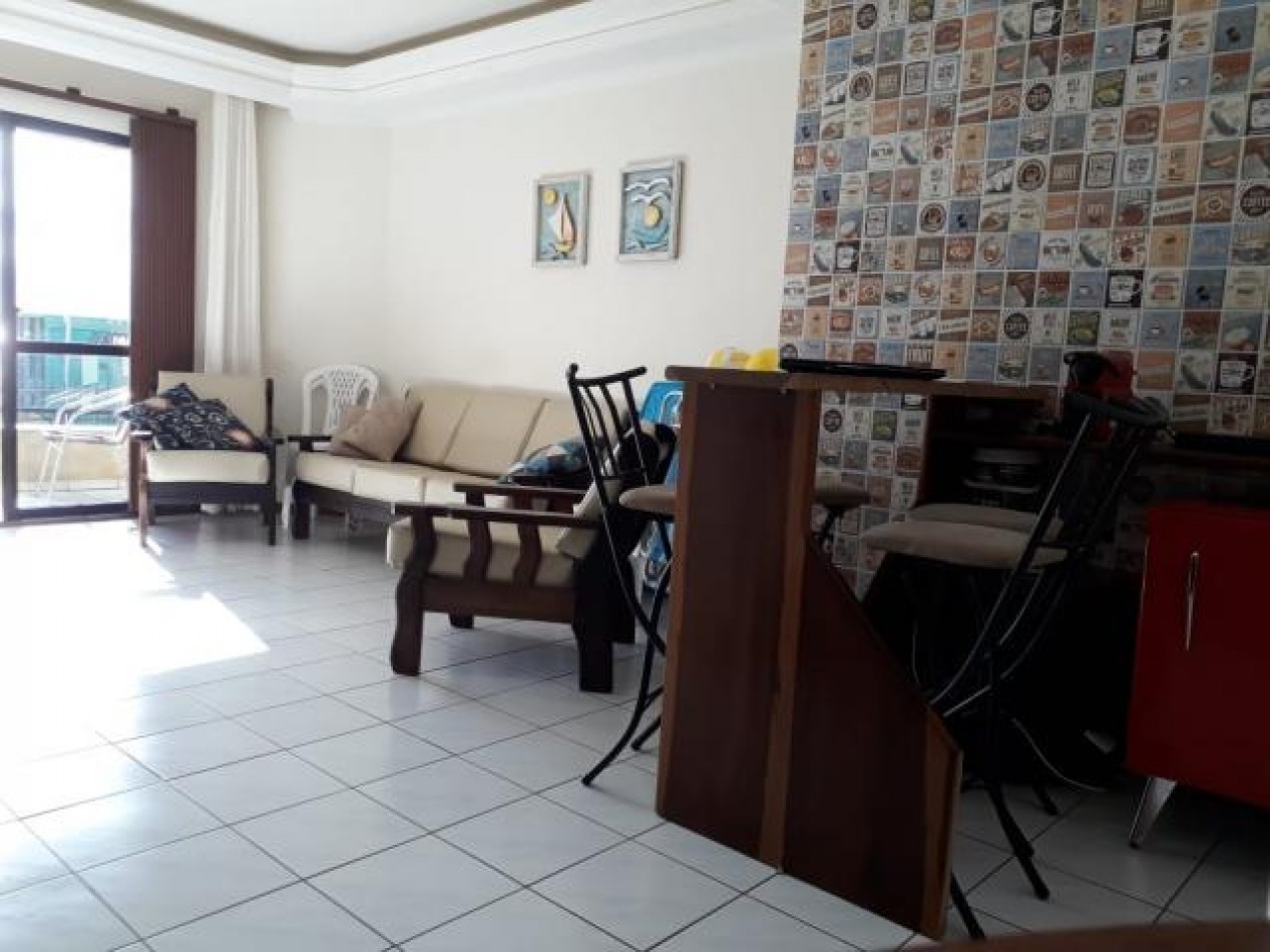Depto (03) dorm. Meia Praia en Beira Mar
