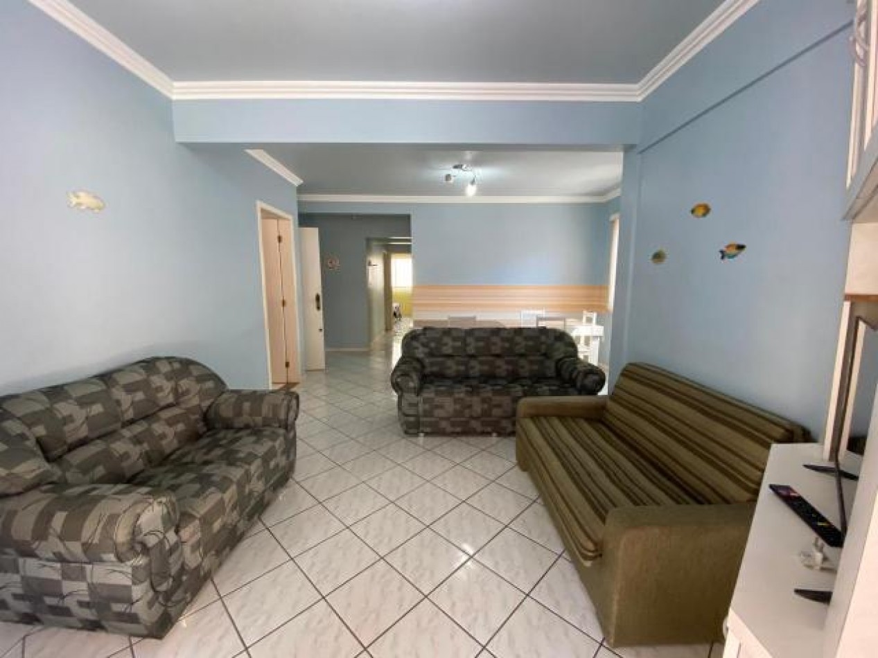 Depto (03) dorm en Meia Praia