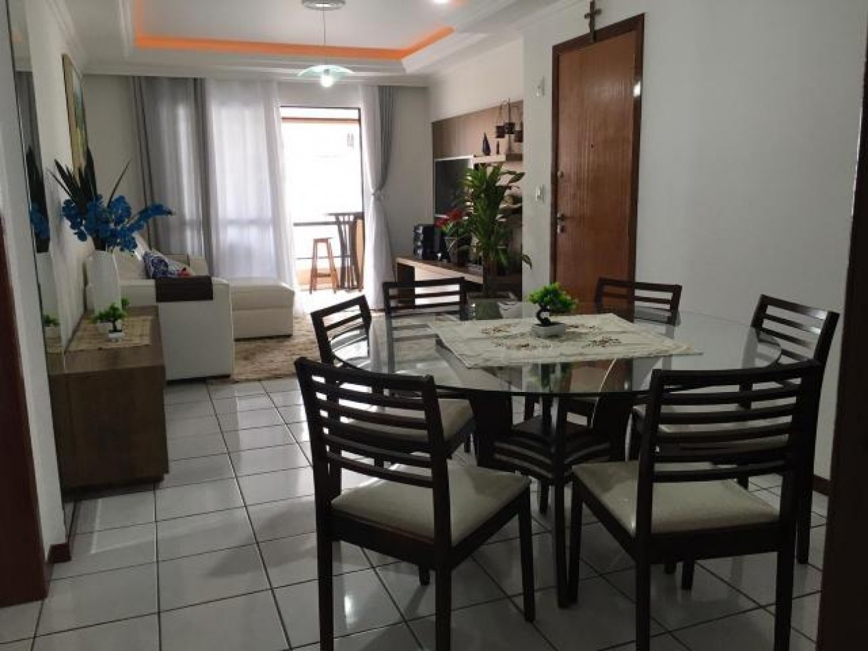 Depto (03) dorm. Exclusivo con vista al mar en Meia Praia