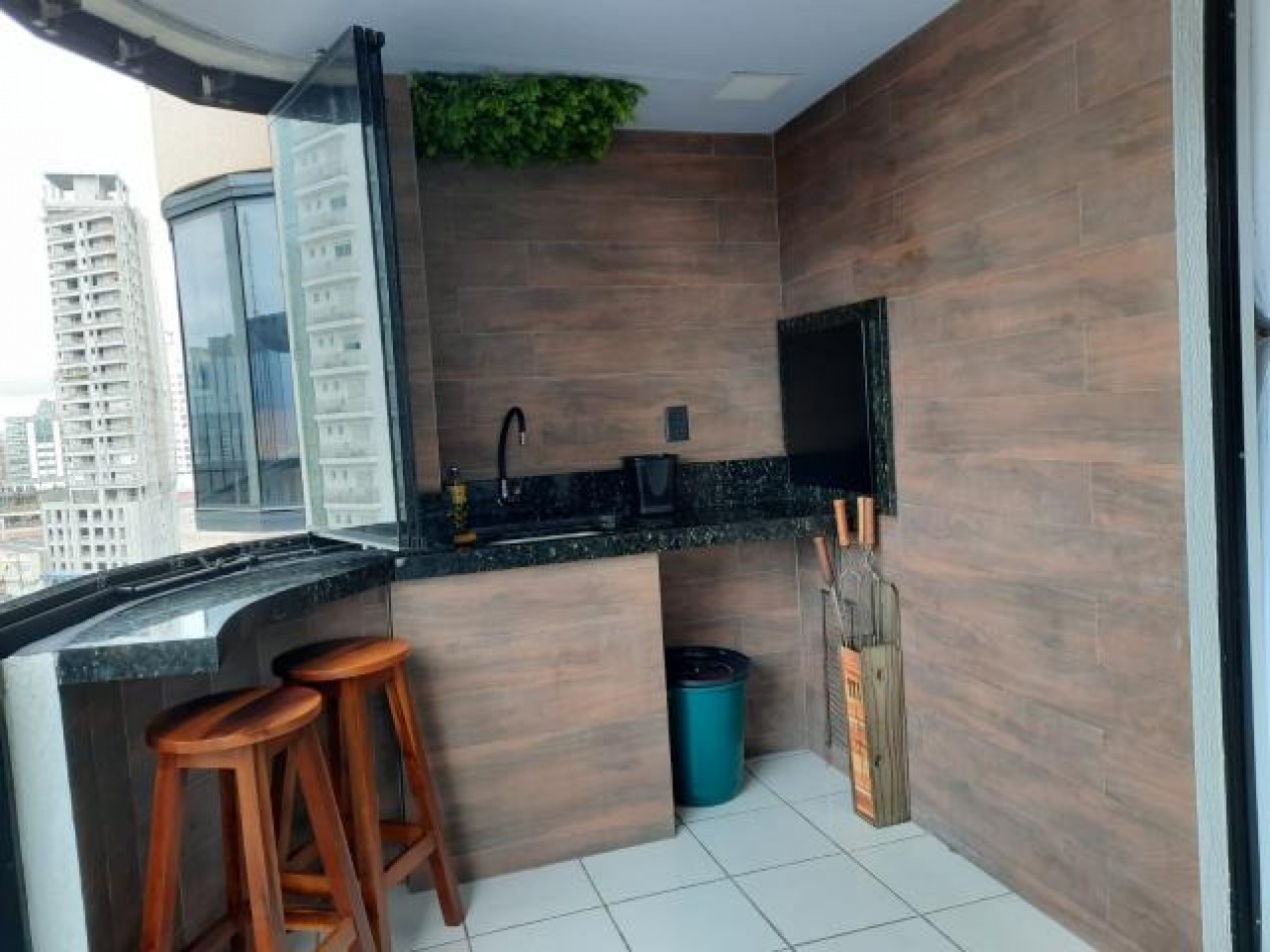 Depto (03) dorm. Exclusivo con vista al mar en Meia Praia