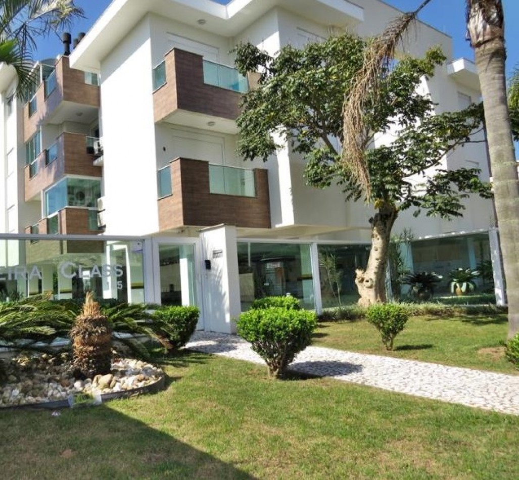 Depto de Tres (03 Dormitorios, en Condominio- con Piscina