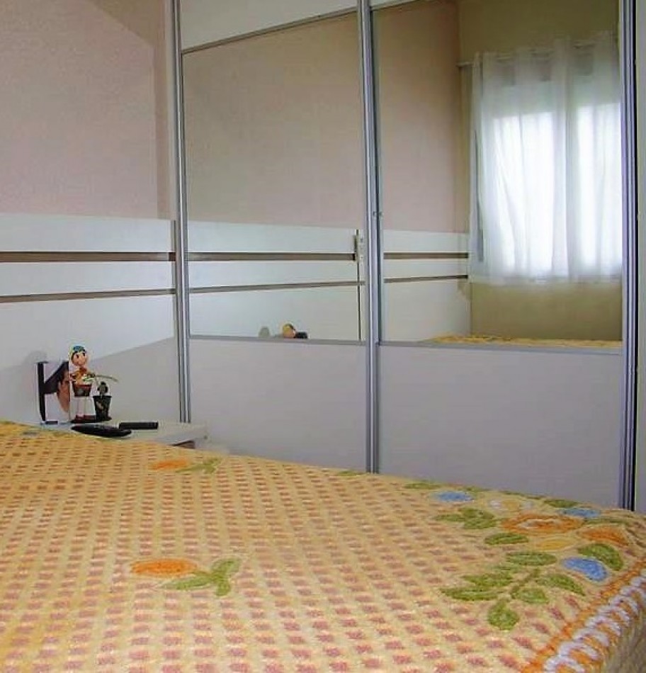 Depto de Tres (03 Dormitorios, en Condominio- con Piscina