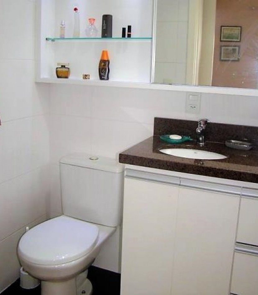 Depto de Tres (03 Dormitorios, en Condominio- con Piscina