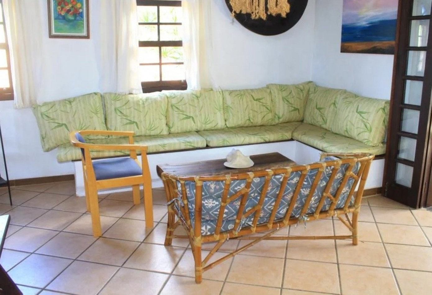 Casa Tres (03) Dormitorios en Condominio