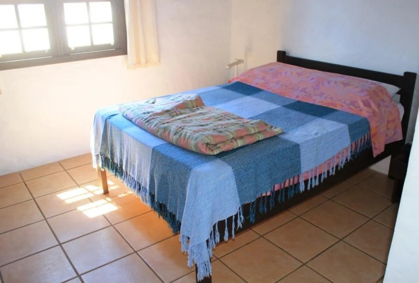 Casa Tres (03) Dormitorios en Condominio