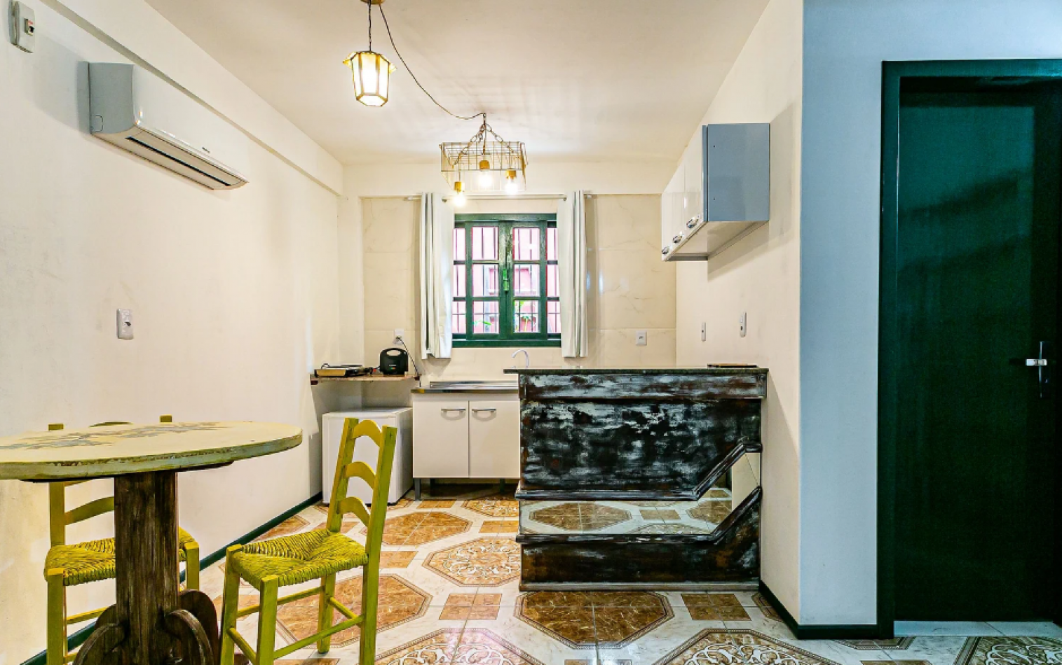 Suites, con aire acondicionado