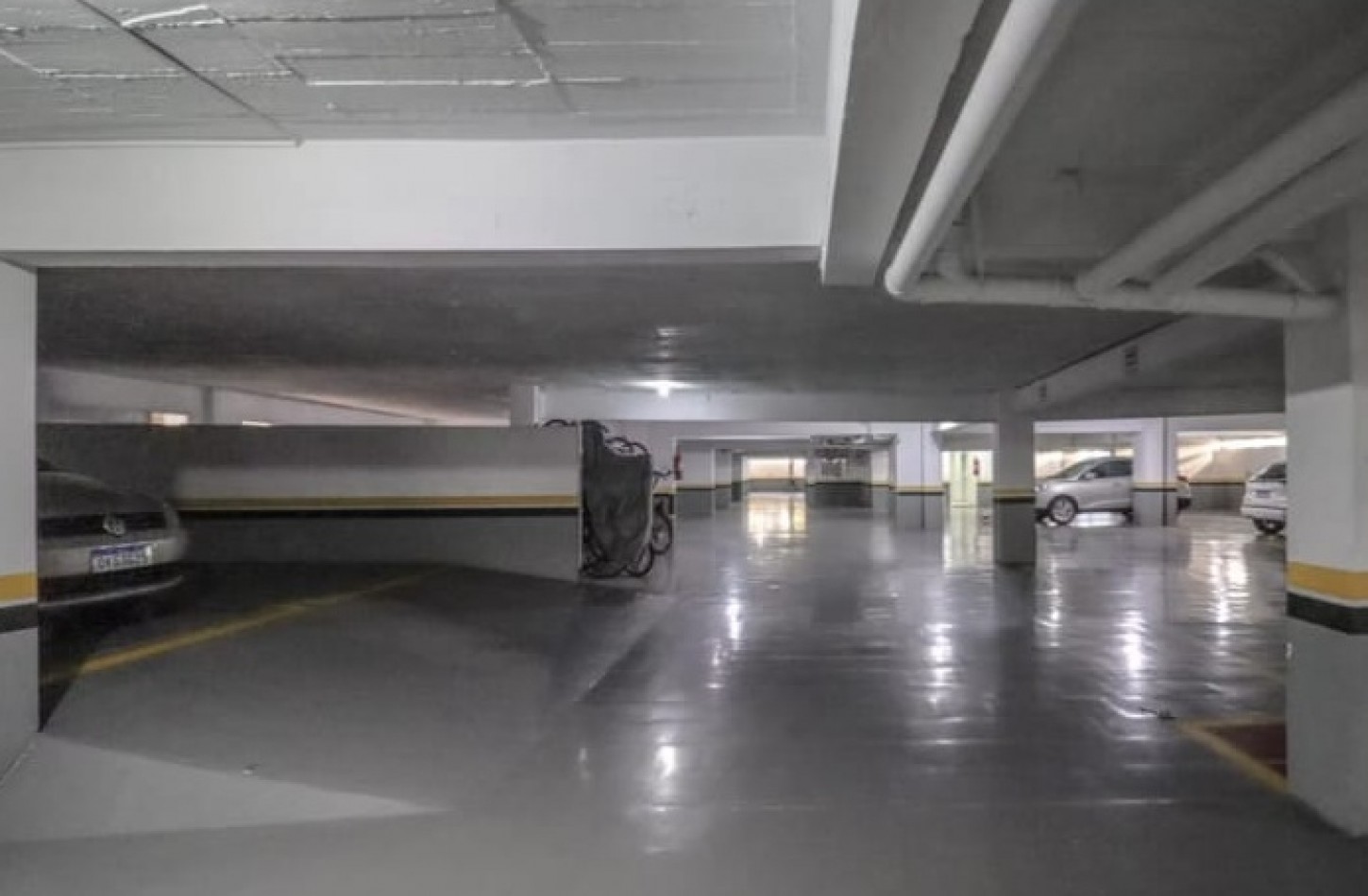 DEPTO TRES (03) DORMITORIOS