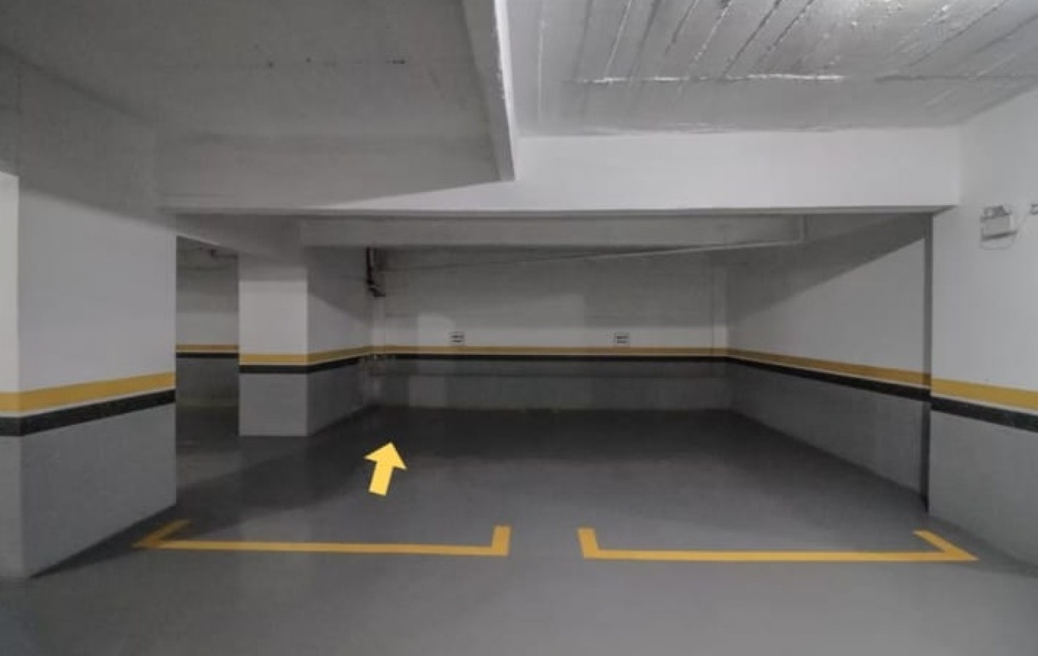 DEPTO TRES (03) DORMITORIOS