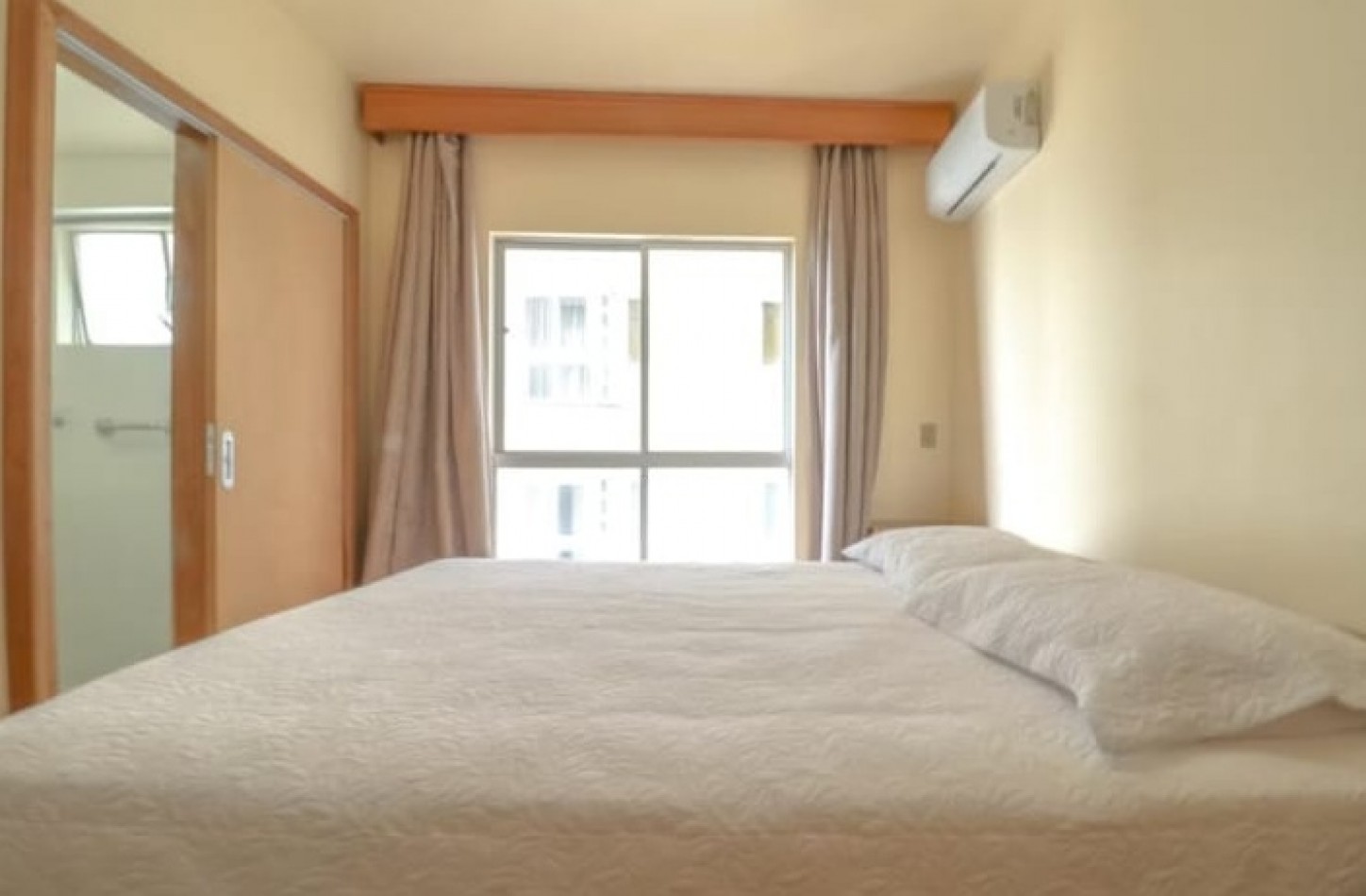 DEPTO. TRES (03) DORMITORIOS- Frente al Mar