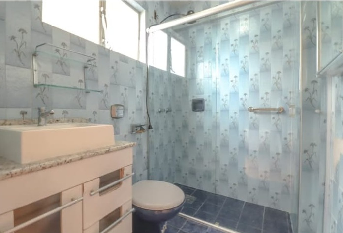 DEPTO. TRES (03) DORMITORIOS- Frente al Mar