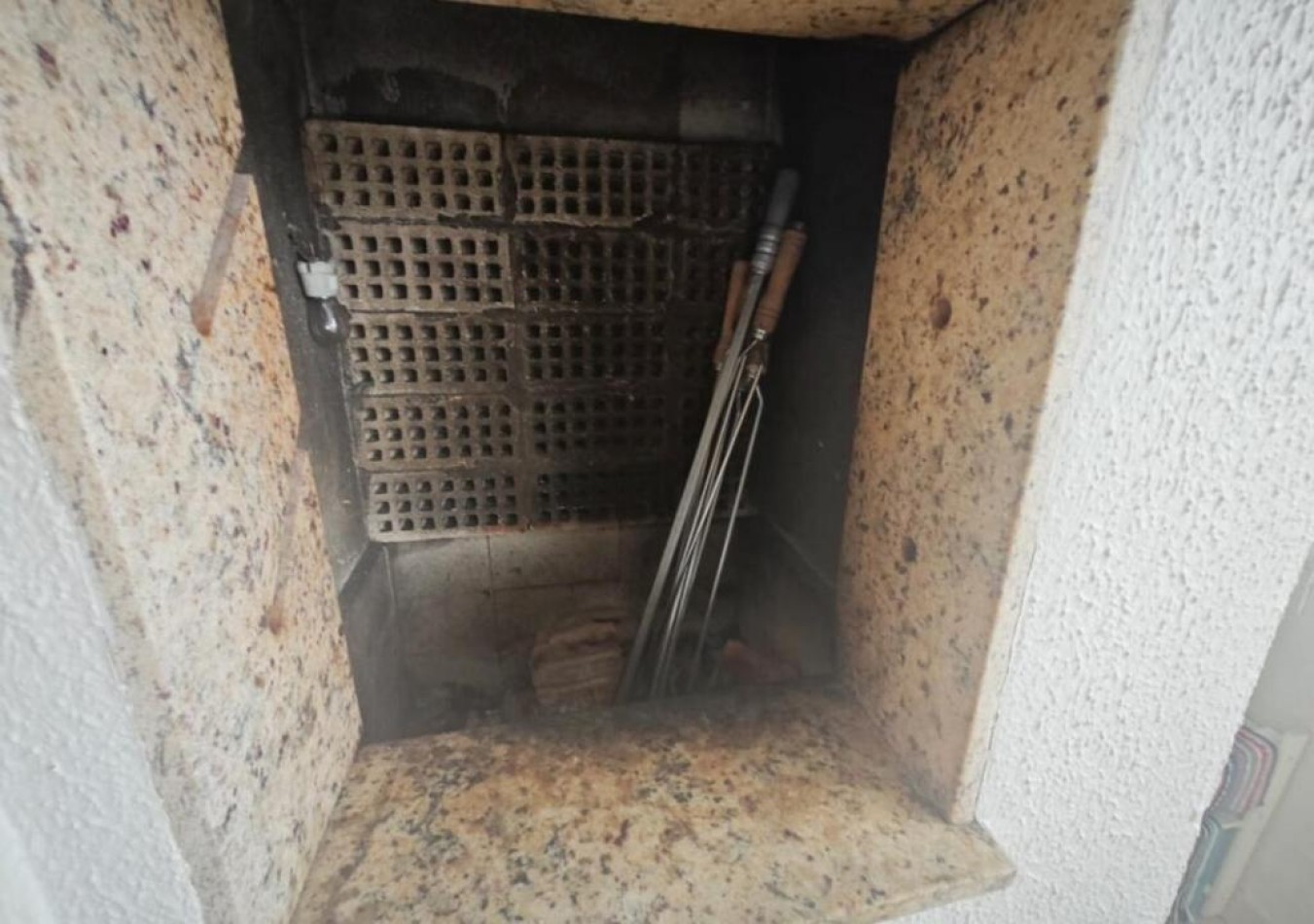 DEPTO DOS (02) DORMITORIOS