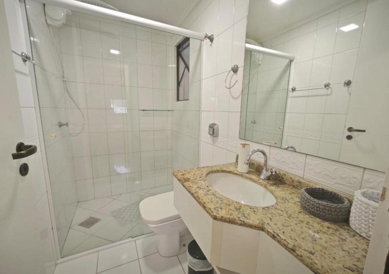 DEPTO DOS (02) DORMITORIOS