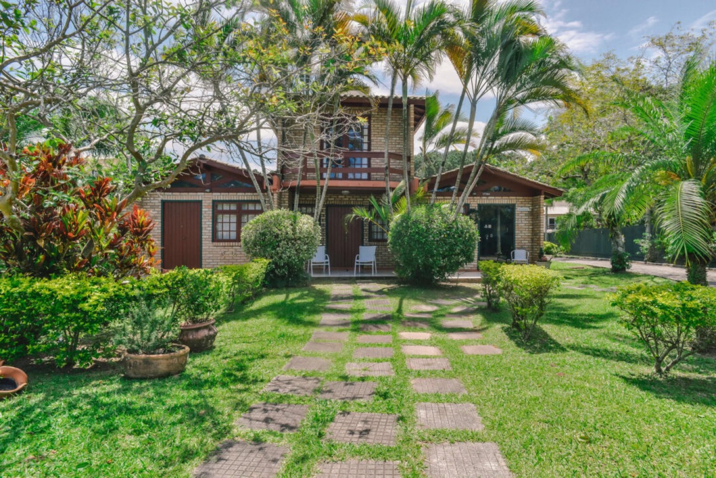 DEPTO DOS (02) DORMITORIOS (en Condominio/ Barrio Privado)