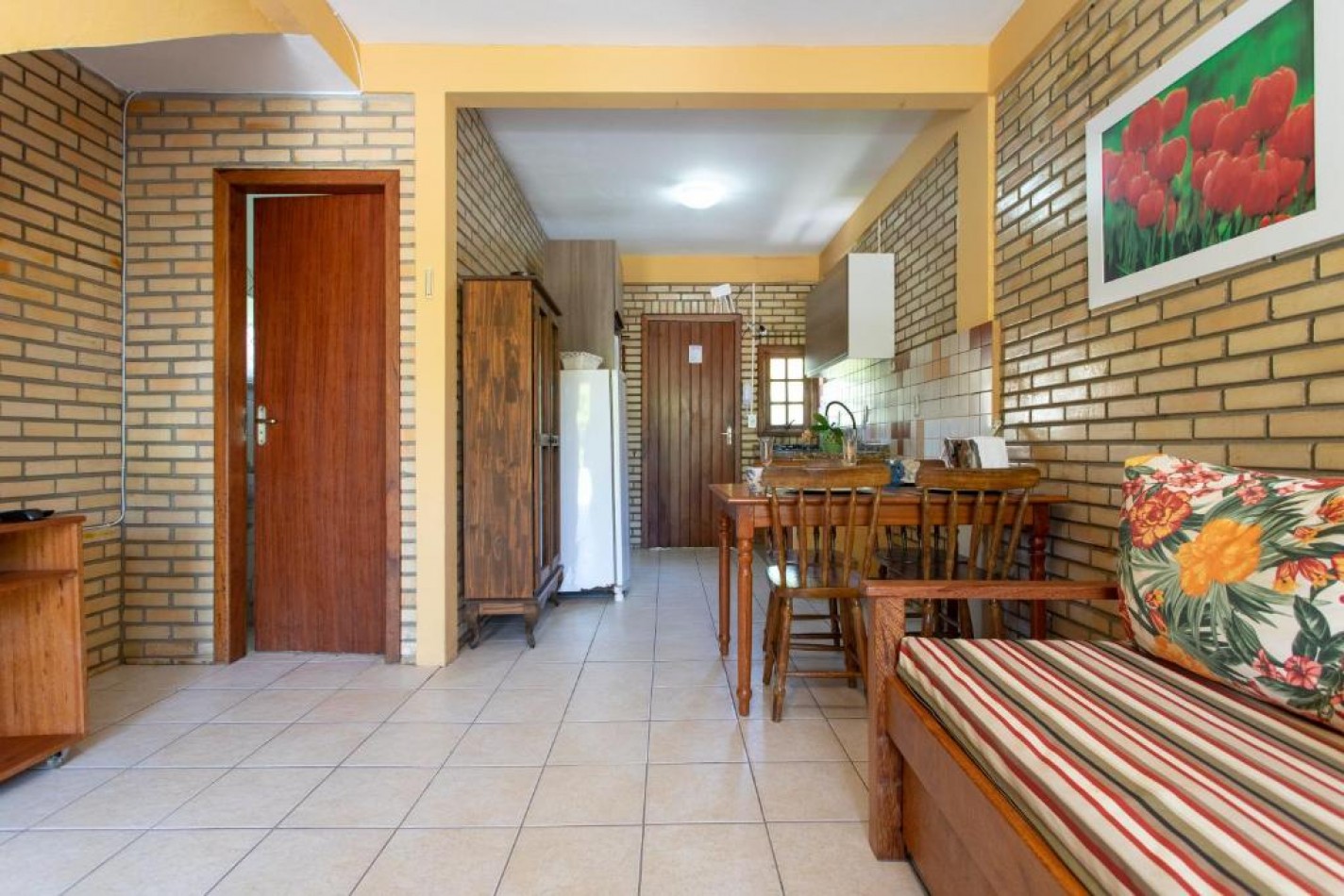 DEPTO DOS (02) DORMITORIOS (en Condominio/ Barrio Privado)