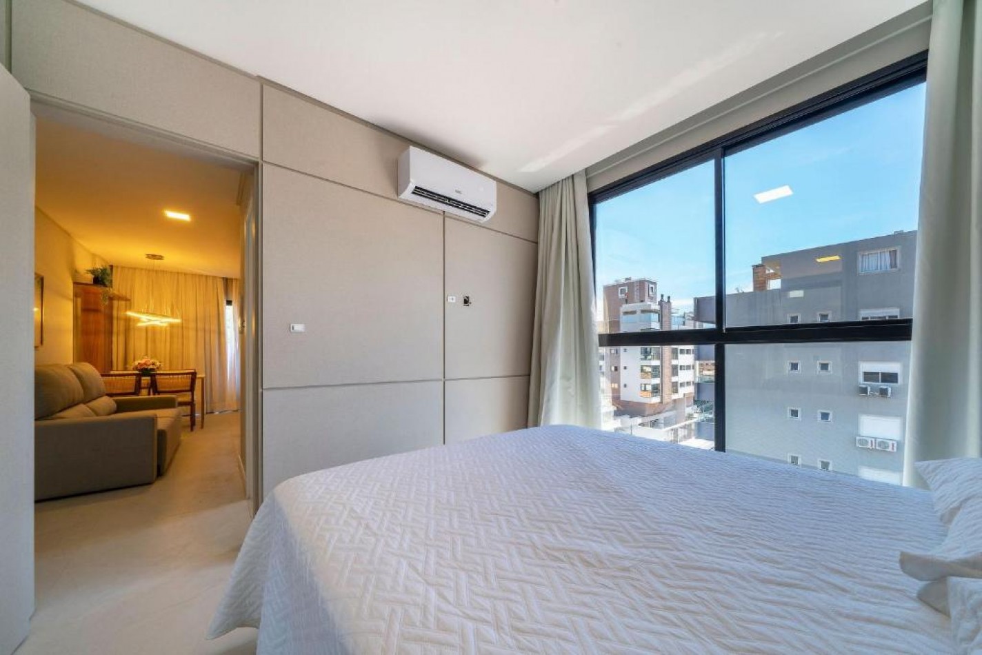 DEPTO UN (01) DORMITORIO