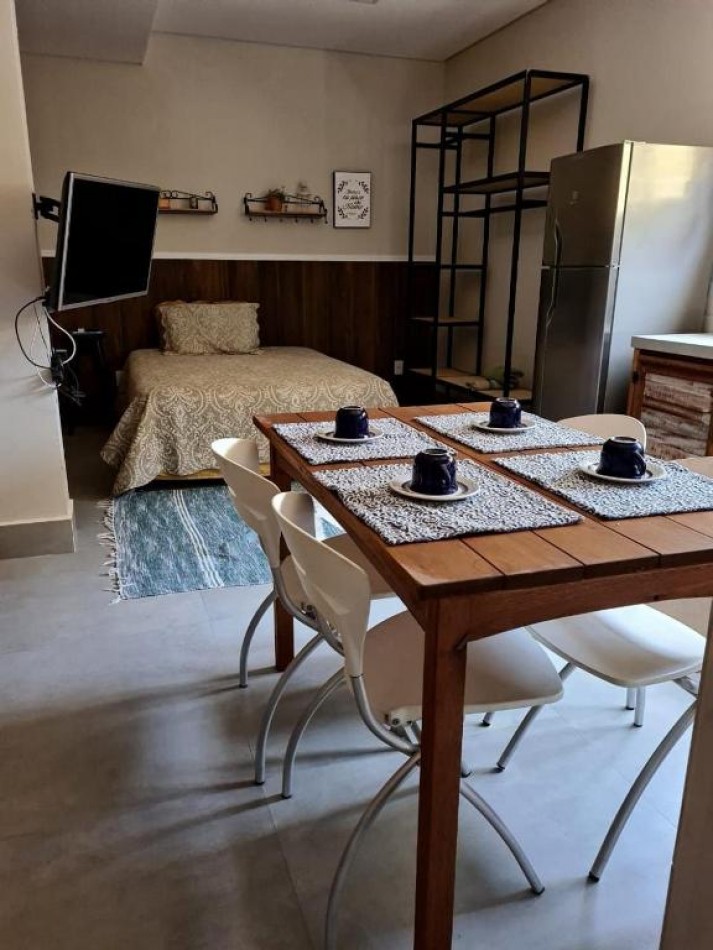 STUDIO (04 personas)