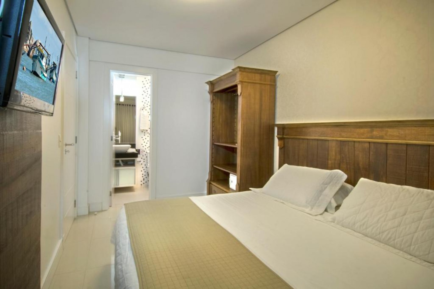 Depto Frente al Mar, en pousada con Desayuno.