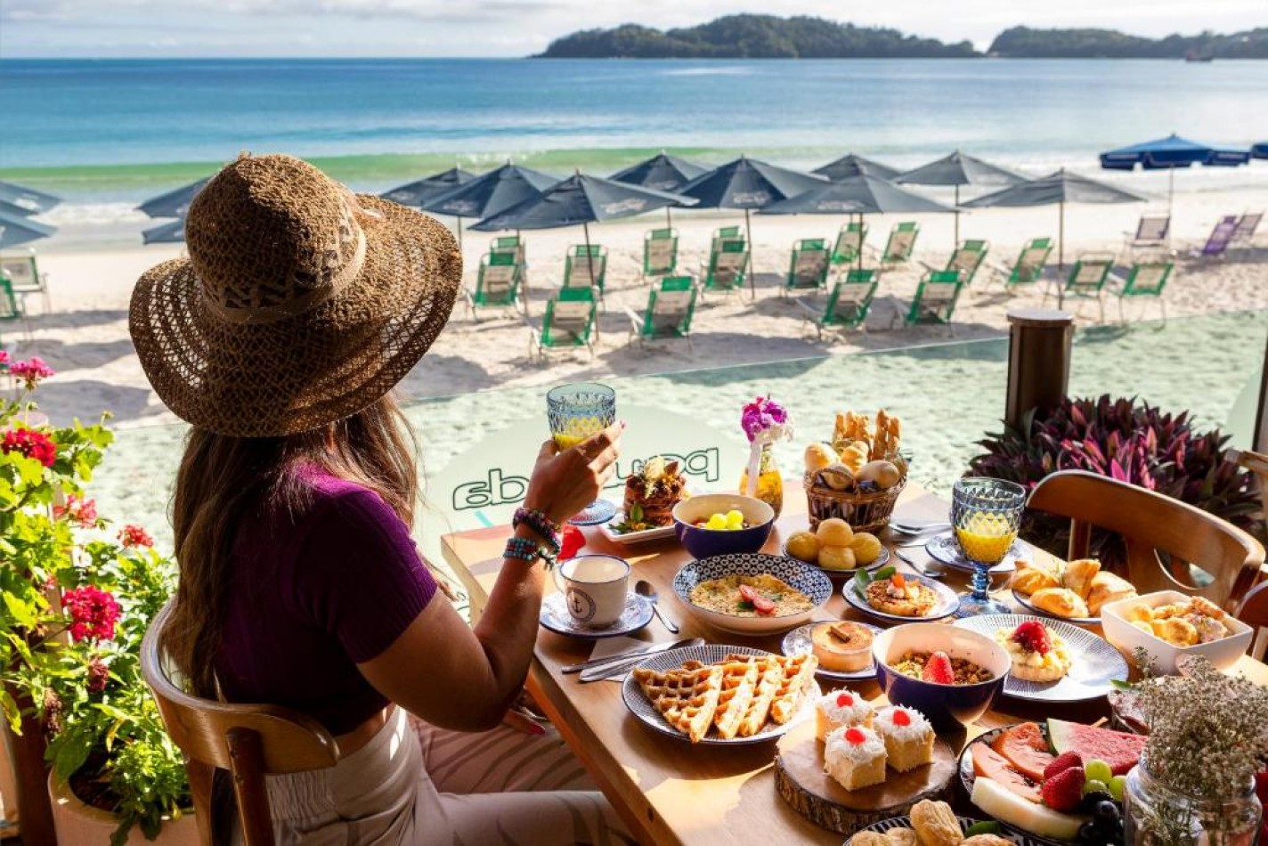 DEPTO DOS (02) DORMITORIOS, en Pousada Frente al Mar, con Desayuno.