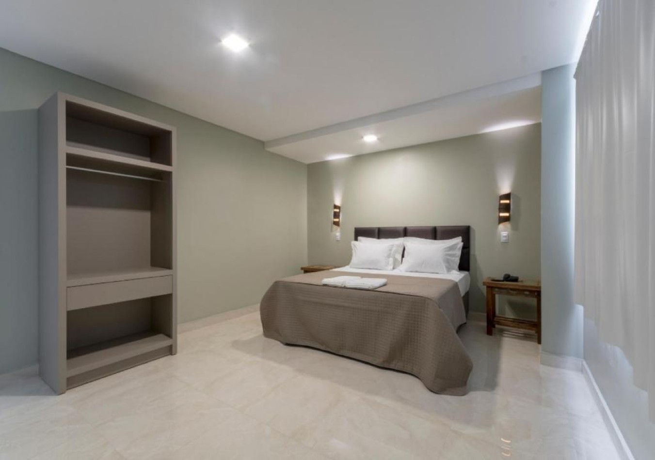 DEPTO UN (01) DORMITORIO frente al Mar.