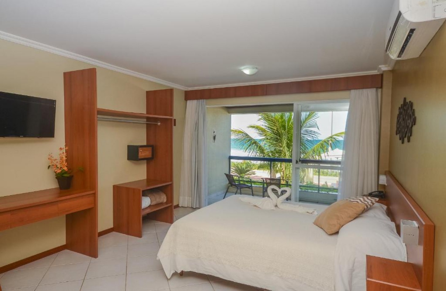 DEPTO UN (01) DORMITORIO (frente al mar)