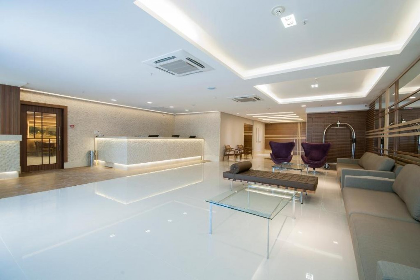 HOTEL EN  COPACABANA