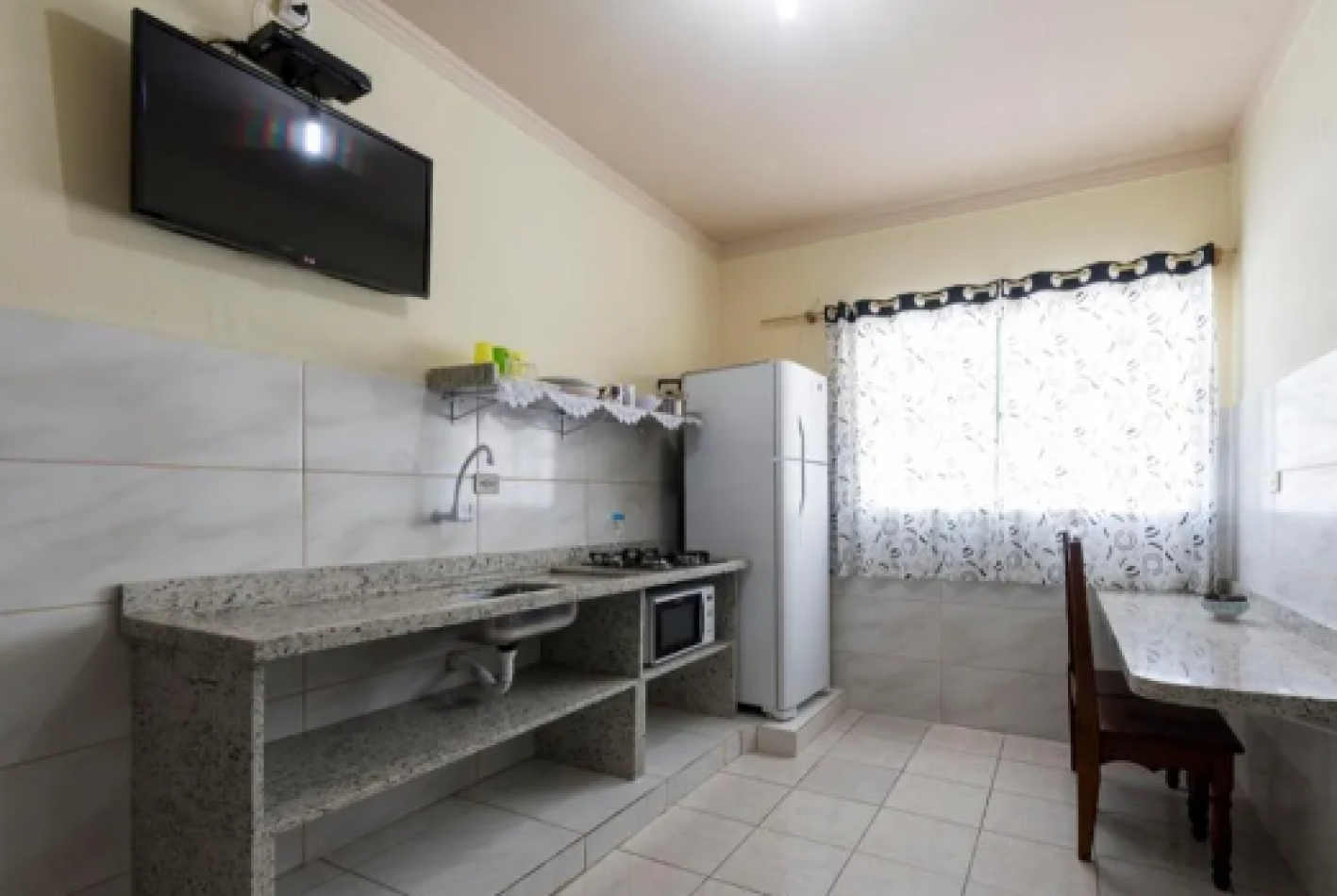 Habitacion triple en posada Balneario Camboriu