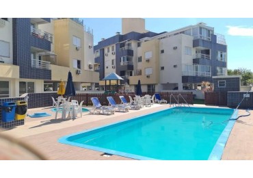 Praia dos Ingleses- Depto 02 Dormitorios en  Condominio
