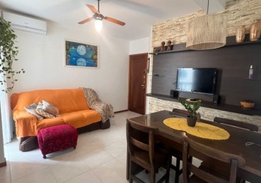 Duplex (02) dorm. en Palmas SC.